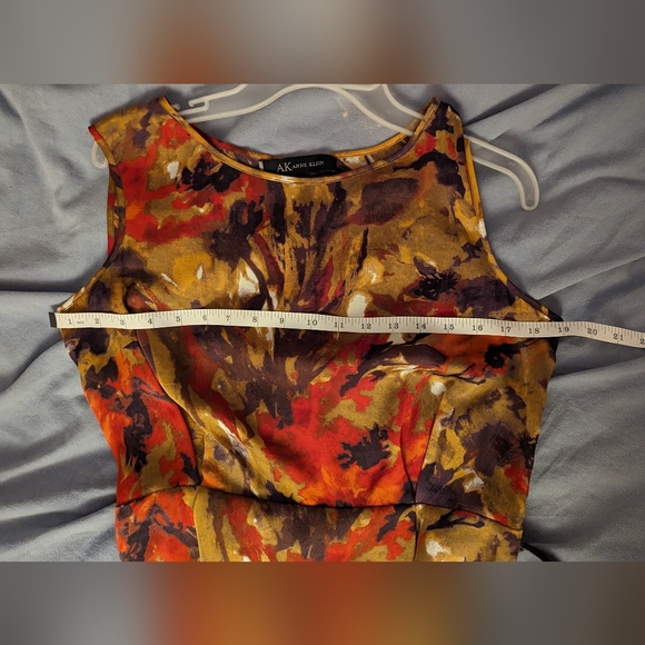 Anne Klein sleeveless dress with belt - Picture 4 of 6